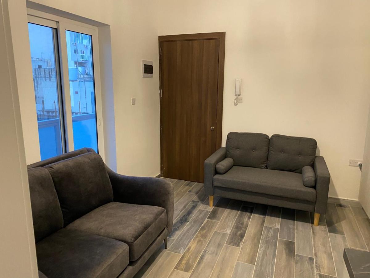 One Beautiful Bedroom Flat In Pietà Dış mekan fotoğraf